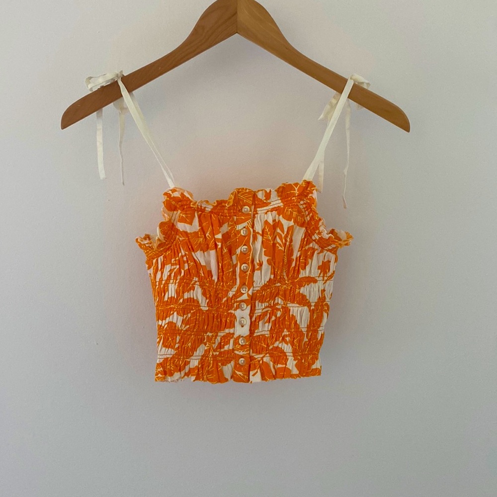urban outfitters crop top